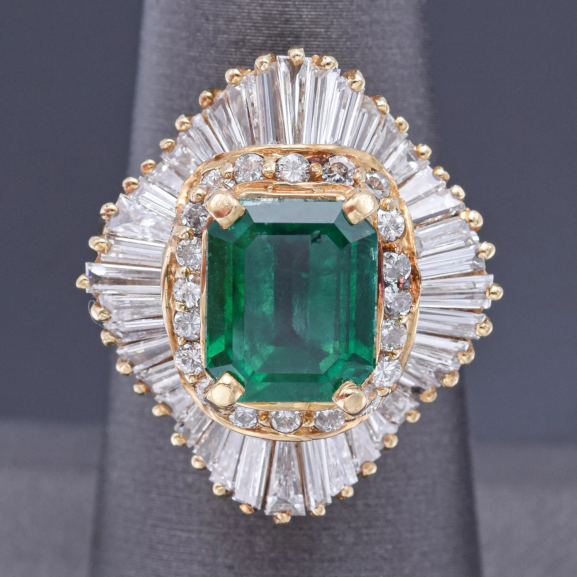 Estate 14K Yellow Gold 3.78 Ct Emerald & 2.78 TCW Diamond Cocktail Ring