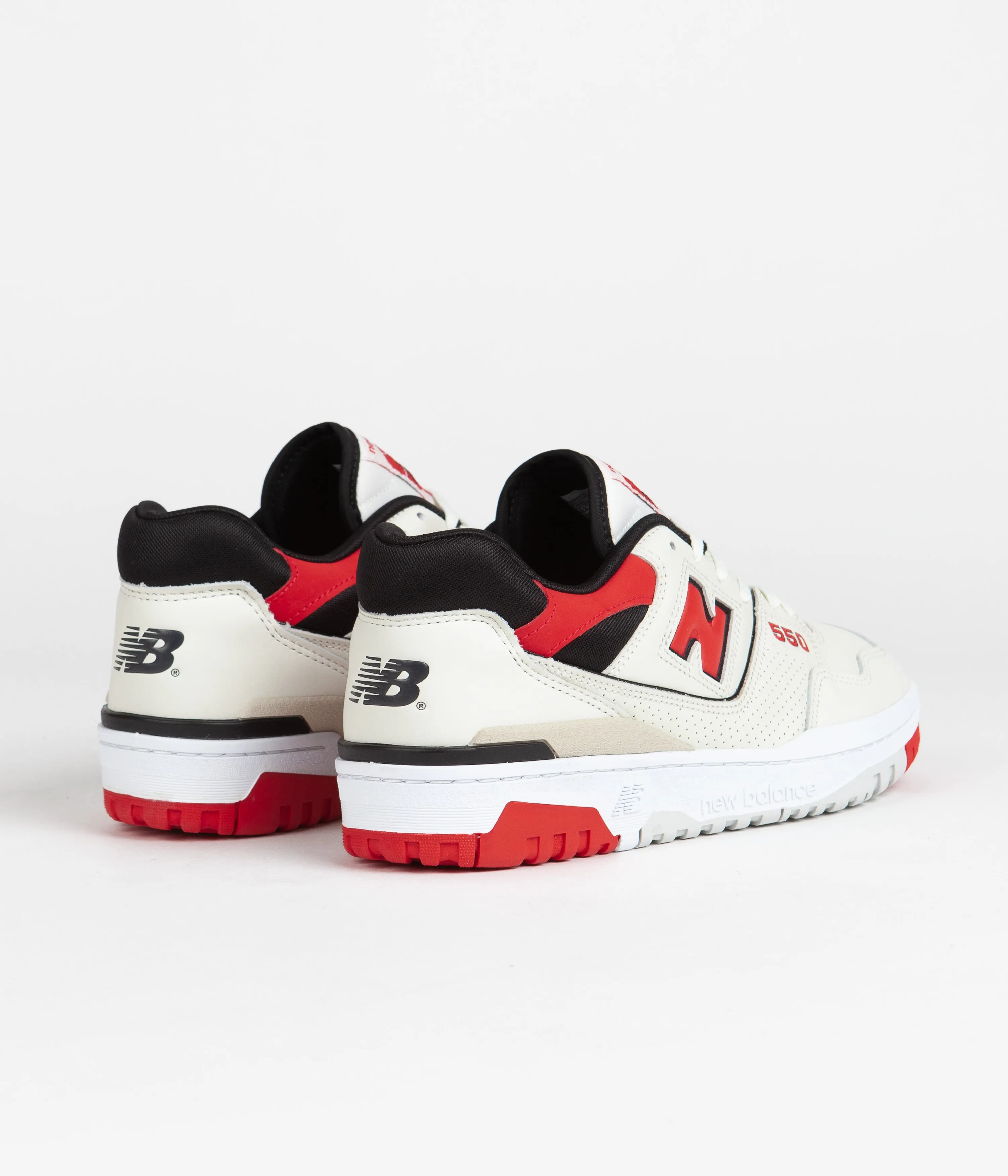 New Balance 550 Shoes - Sea Salt / Red