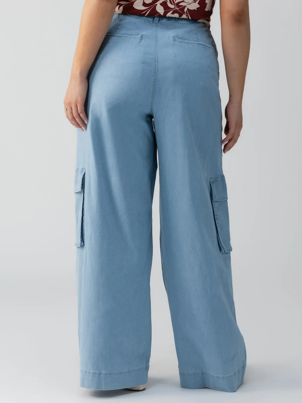 Sunset Semi-High Rise Denim Pant Pale Blue Inclusive Collection